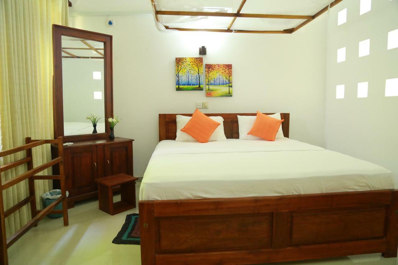 Residence Chanty Hikkaduwa Exterior photo